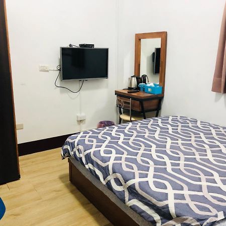 Zhongxing Hotel Tongluo Bagian luar foto