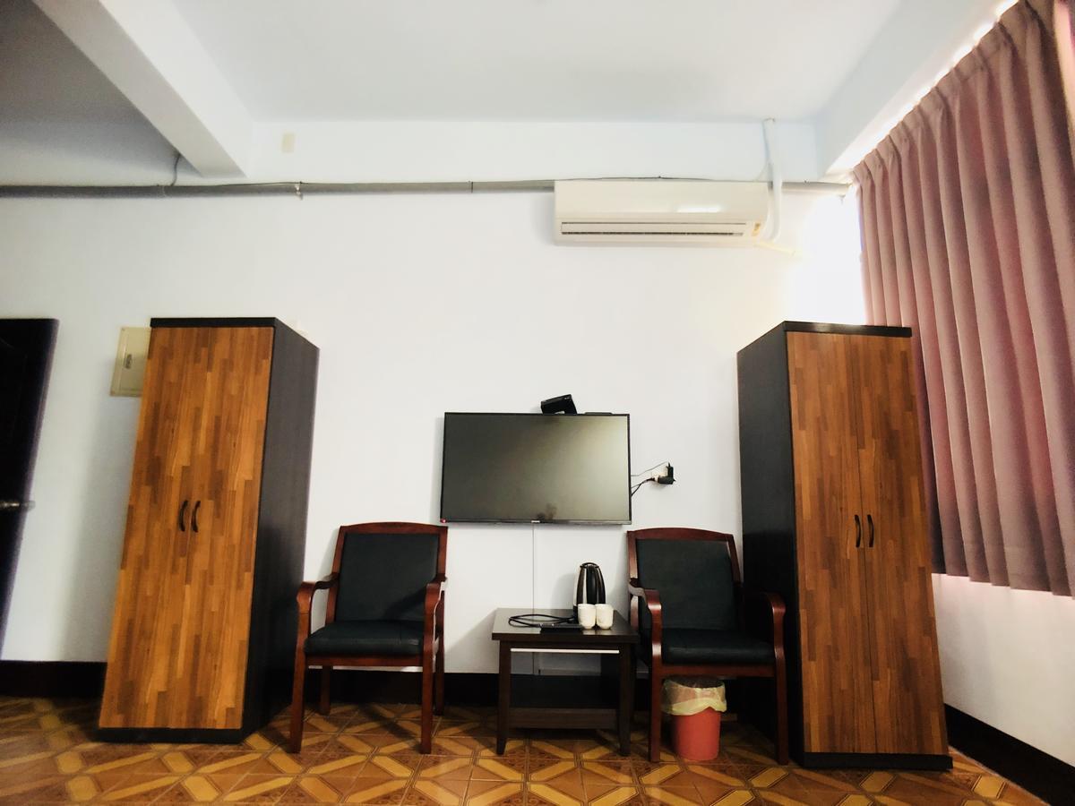 Zhongxing Hotel Tongluo Bagian luar foto